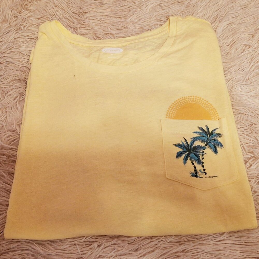 Women's 3/4 Sleeve Top with Pocket